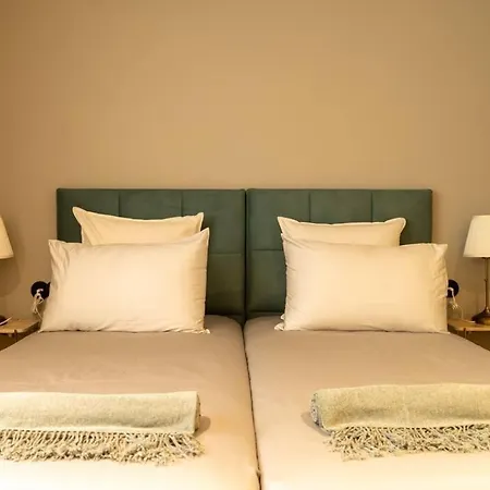 Luisa Beach Studio Estoril